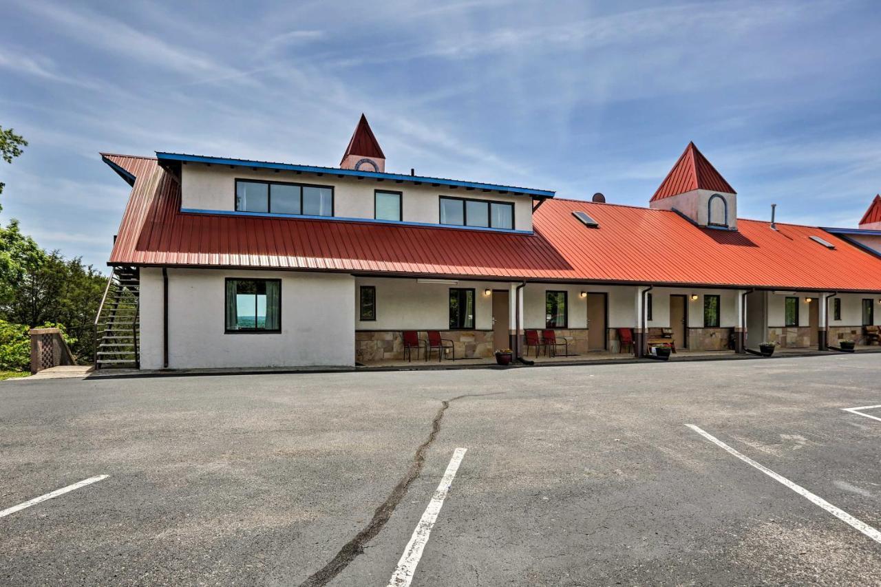 Burkesville Apt With Deck, Views And Pool Access! المظهر الخارجي الصورة